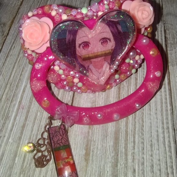 Adult Pacifier - Picture 6 of 16